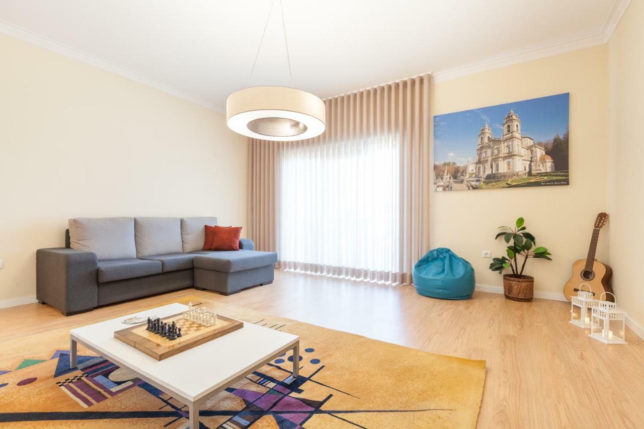 Feel At Home - Free Private Parking Braga Exterior foto